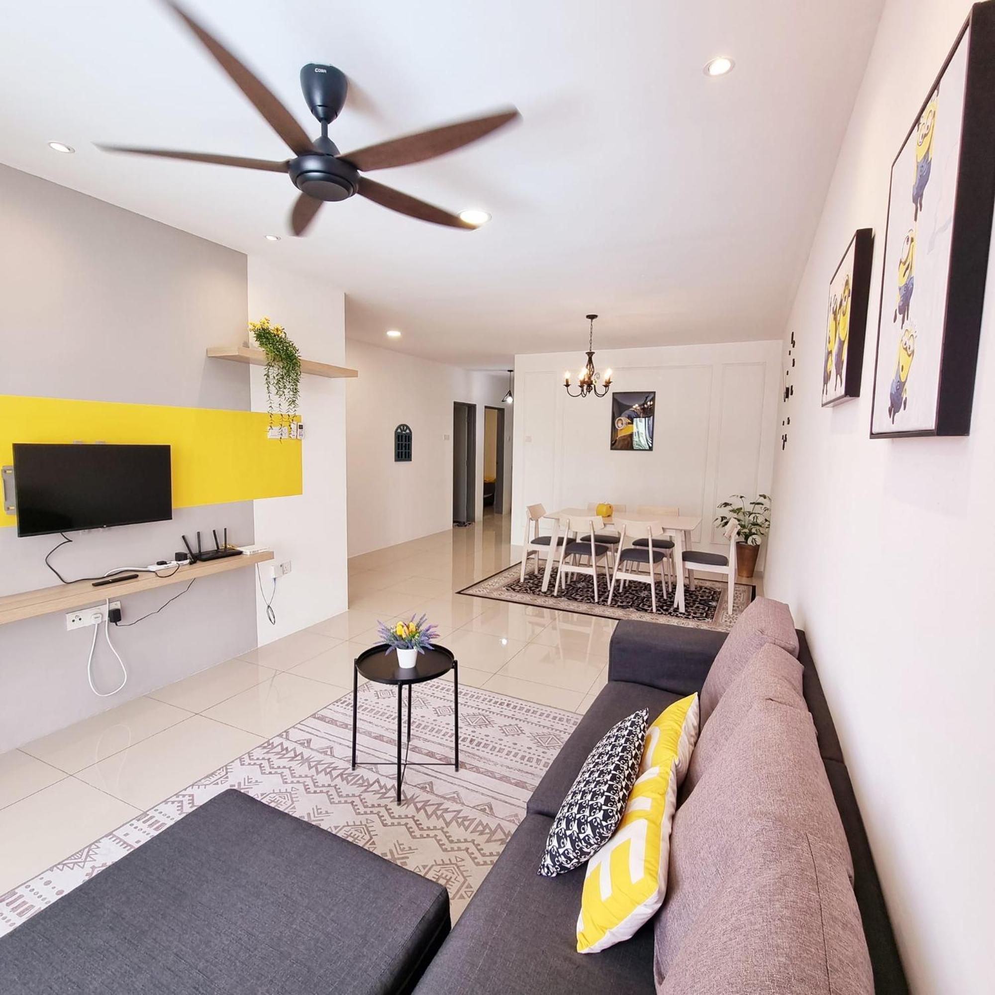 B3 Superb Poolview Manhattan Waterpark Ipoh4-8pax Netflix Pangsapuri Ipoh